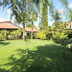 Hundefreundliches Mit Mediterranem Garten Und Nur 650 Meter Zum 度假居 波雷奇